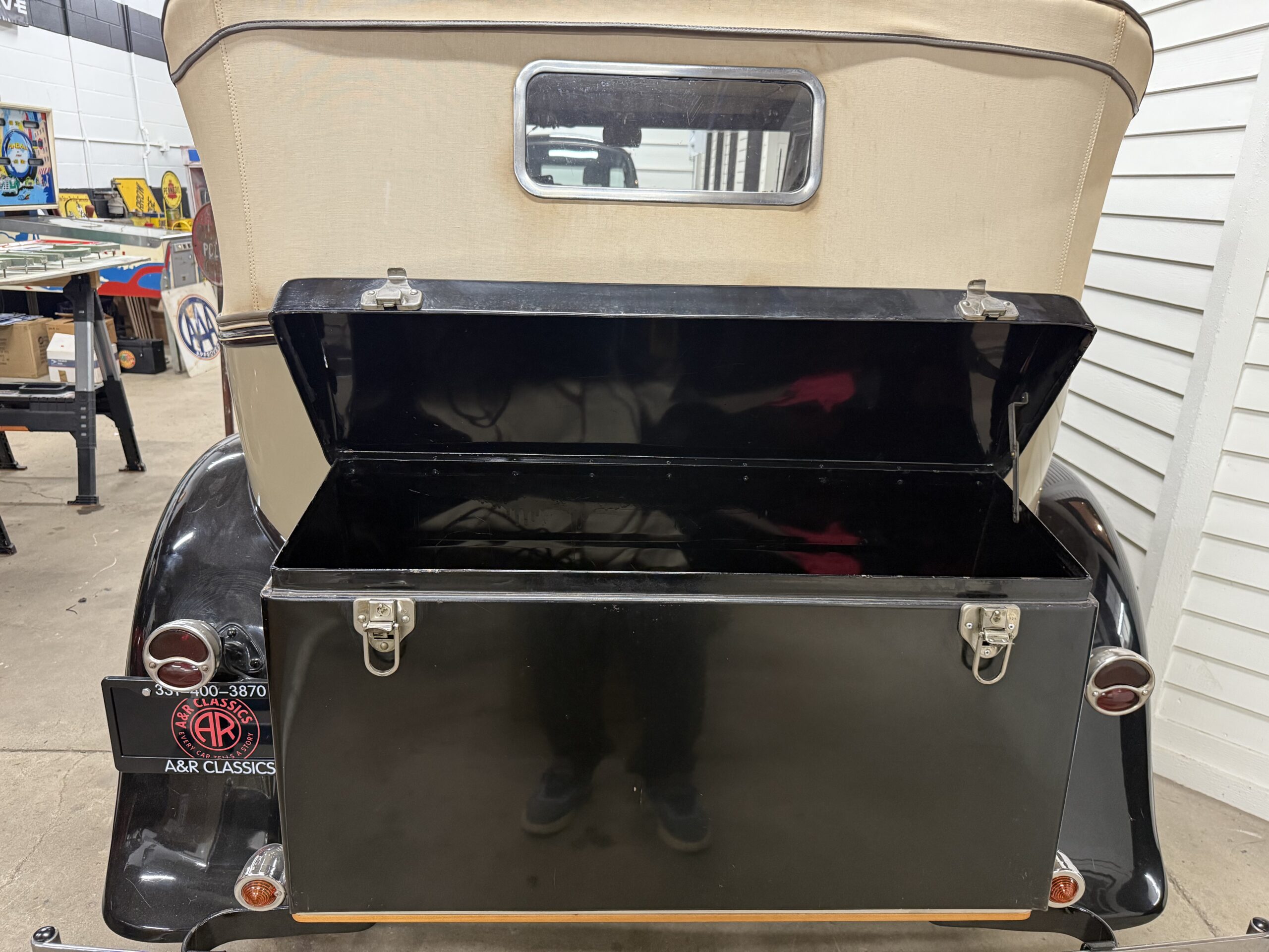 1931 Ford A400 - Image 12