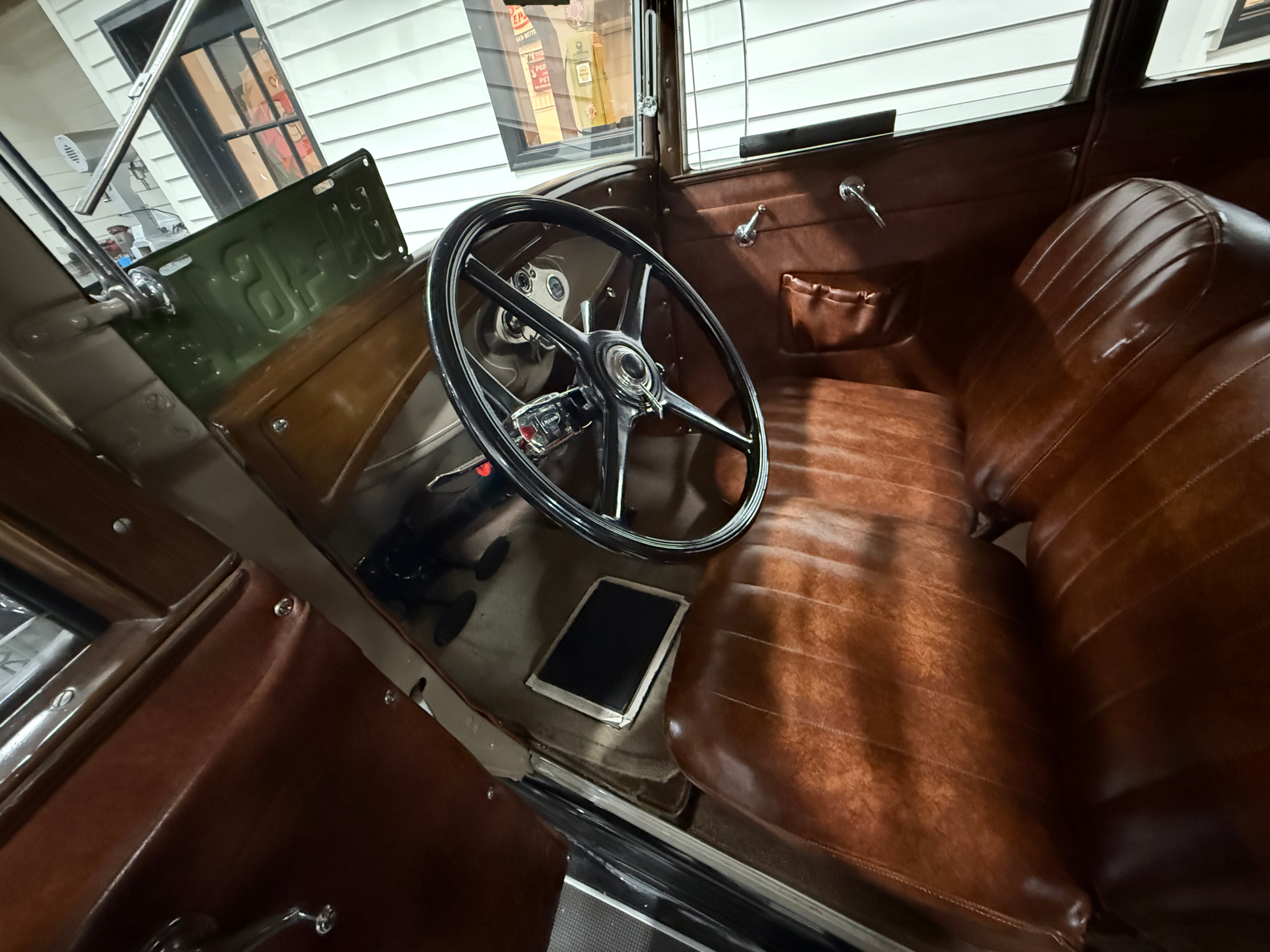 1931 Ford A400 - Image 17