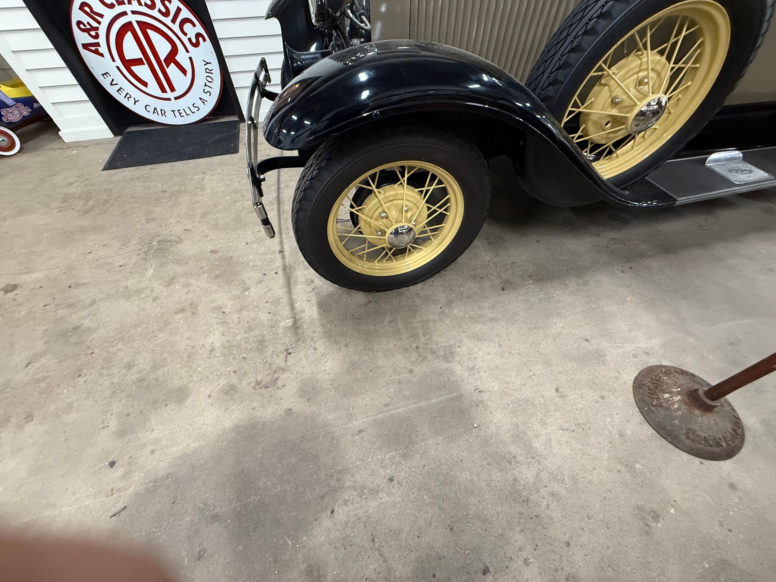 1931 Ford A400 - Image 30