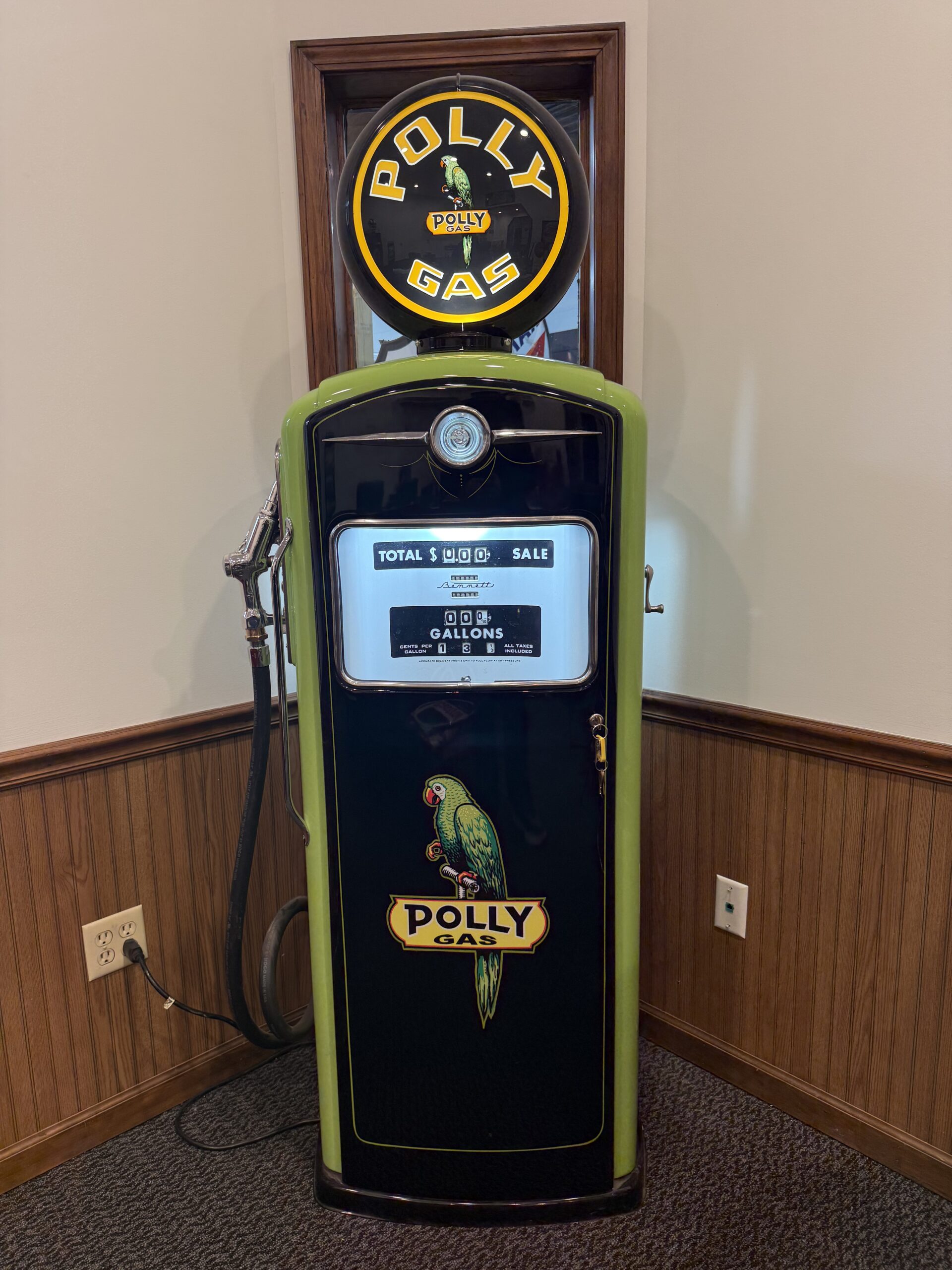 Bennett Polly Gas Pump