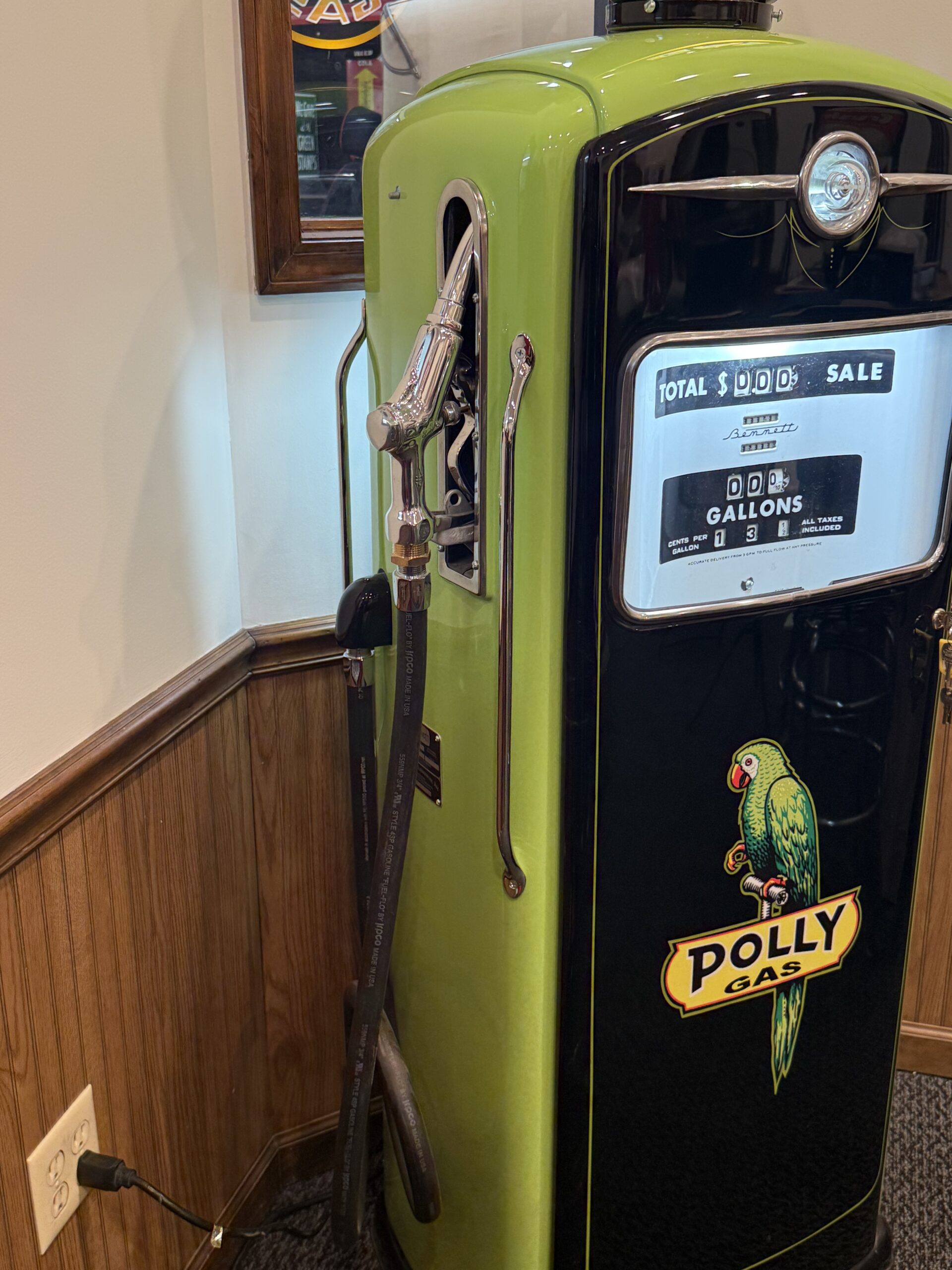 Bennett Polly Gas Pump - Image 6
